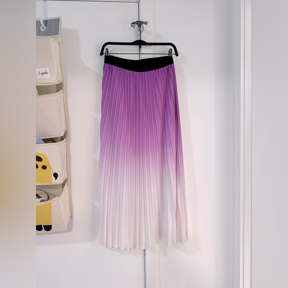 MAJE
Printed Midi Length Skirt w/ Tags,size 1